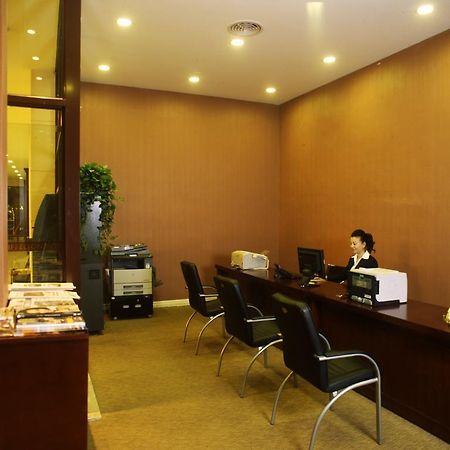 Shanghai Eiffelton Hotel المرافق الصورة